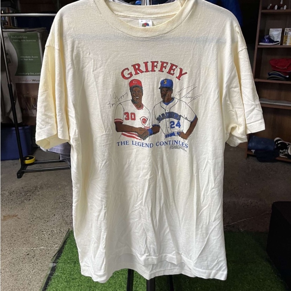 ken griffy vintage tee